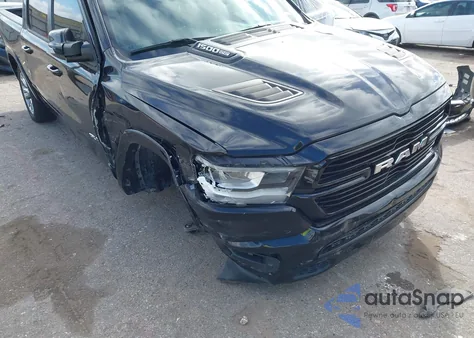 2019 Ram 1500 Laramie z USA, uszkodzony, nr VIN 1C6SRFJT8KN925326